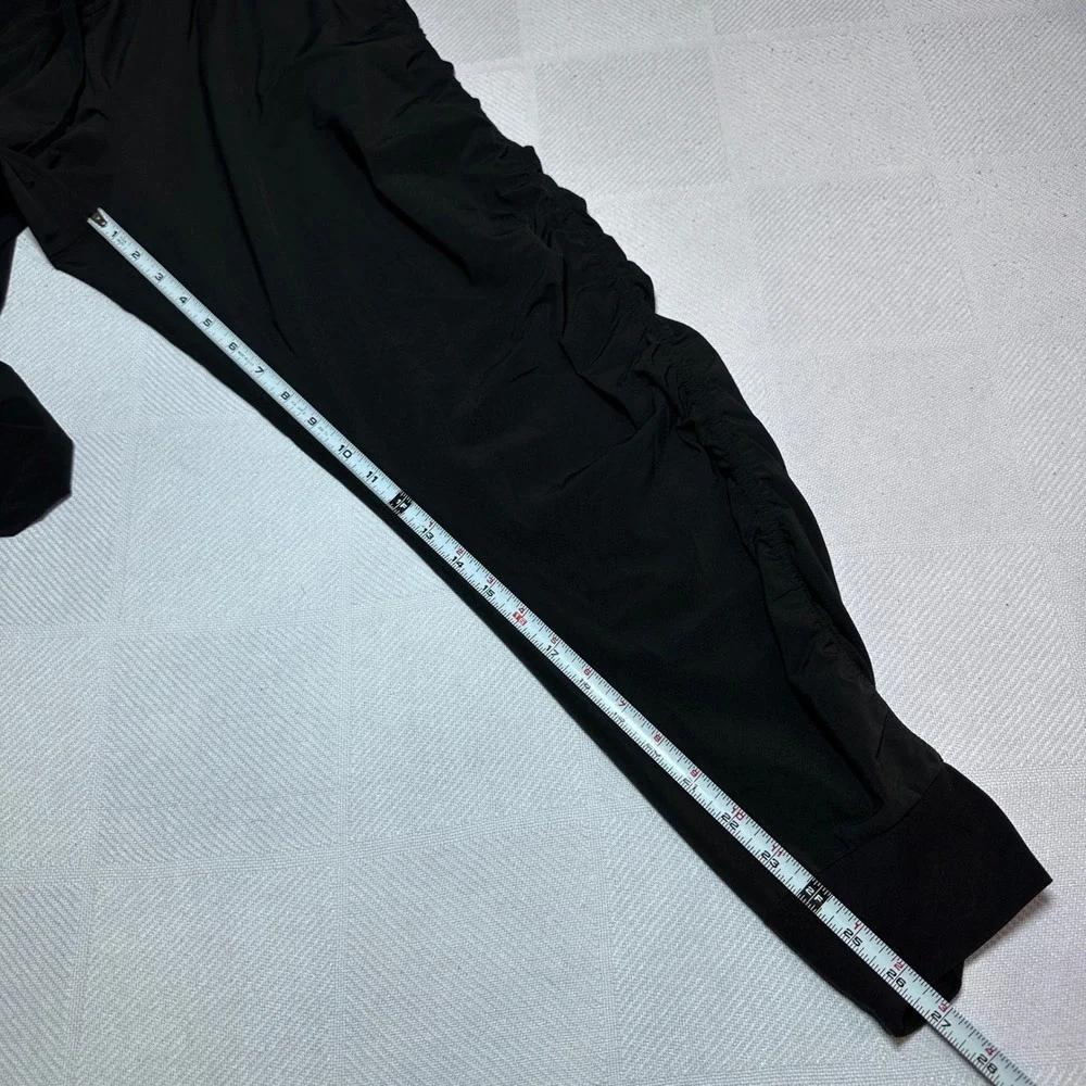 Athleta Attitude Pants Womens 10 Ruched Legs Lightweight Stretch Jogger Black - Picture 12 of 13